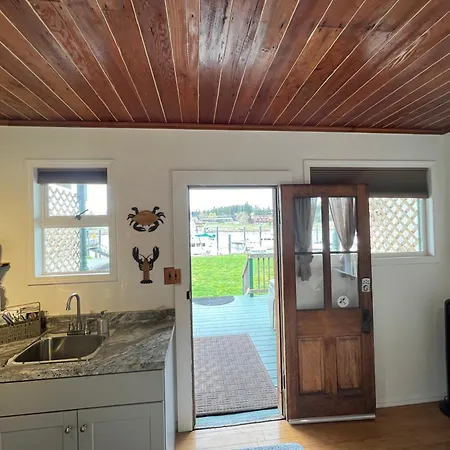 Bridge Tender Shack With Hot Tub On Deck La Conner Exterior foto