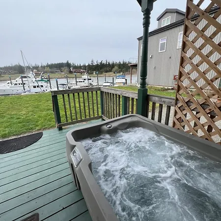 Bridge Tender Shack With Hot Tub On Deck La Conner Exterior foto